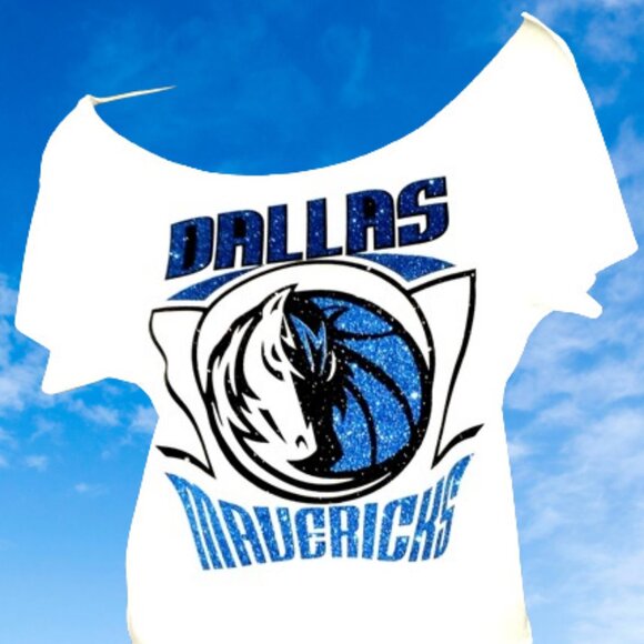 Dallas Maverick White Rawedge  Dolman Top with Shiny Lettering. Size Med - Picture 1 of 2